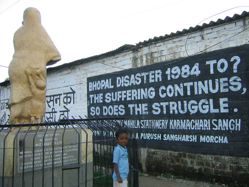 Bhopal. Monument en mmoire des victimes